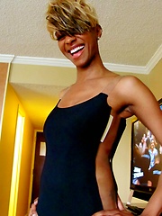 Meet Kadi and her beautiful gorgeous black body