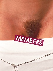 Kaiya - is fresh teen blonde with curly locks